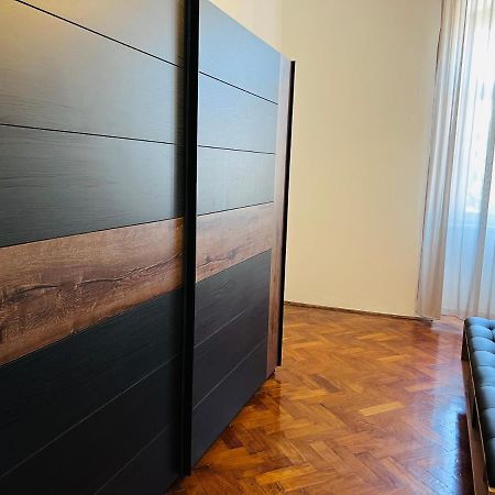 Apartment For Special Getaway Rose Пула Екстер'єр фото