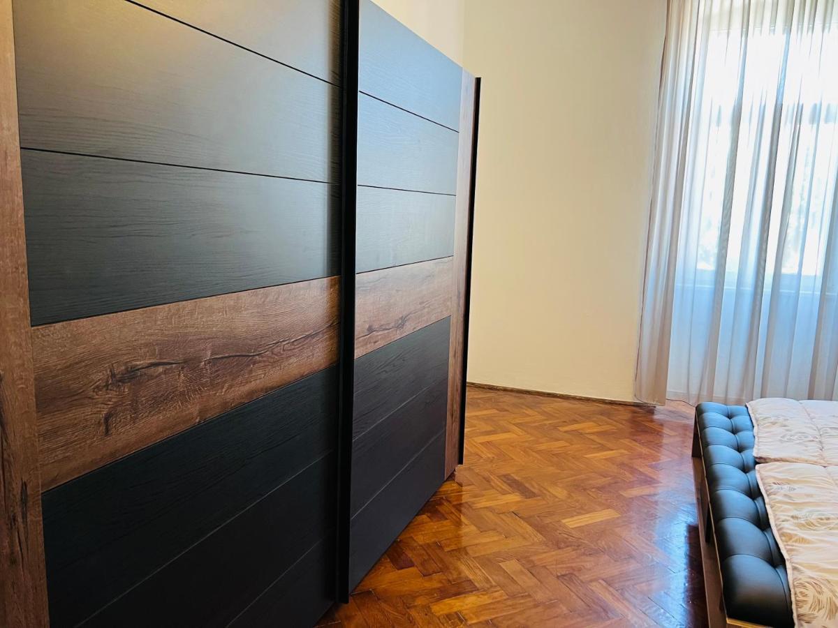 Apartment For Special Getaway Rose Пула Екстер'єр фото